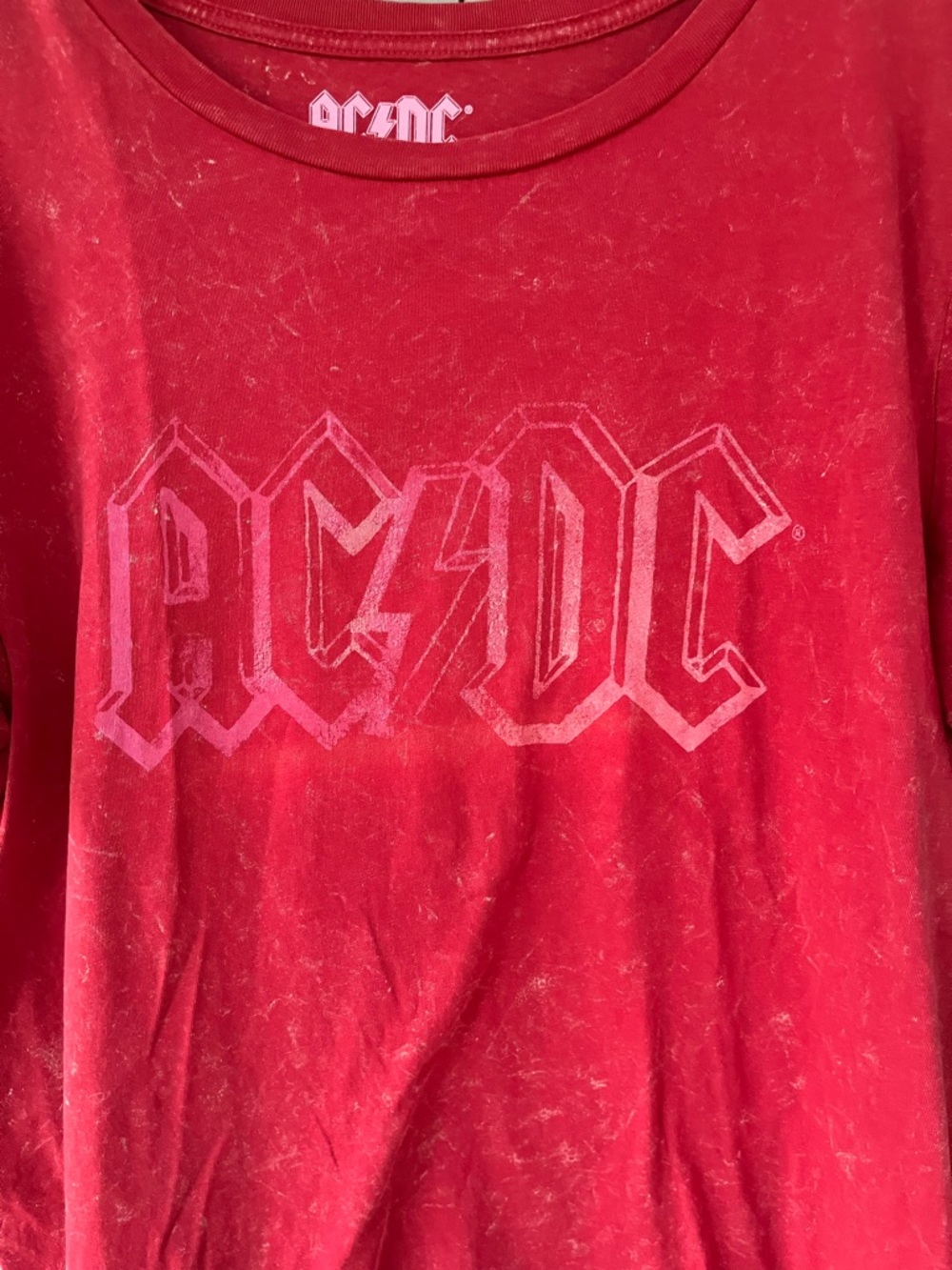 Lucky Brand Women’s Red Graphic Short Sleeve Tee NWOT - Picture 4 of 7